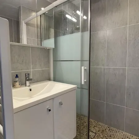 Gigaro View Sylvabelle *